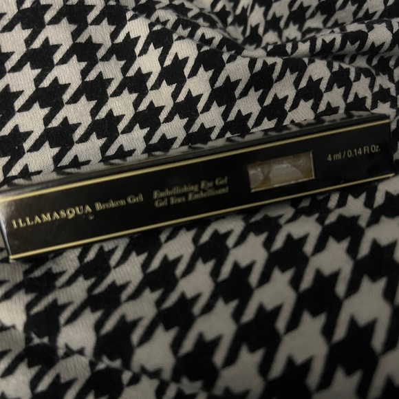 NIB Illamasqua Broken Gel Broken Silver - Picture 2 of 4